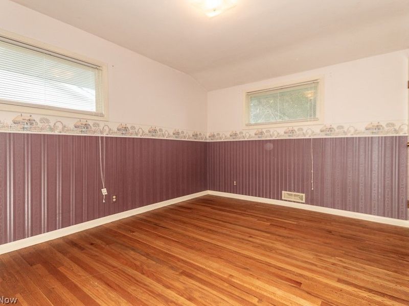 73 E Parkleigh Drive, Seven Hills, OH 44131 Photo 20
