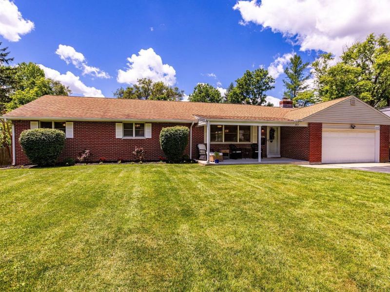 2097 Bonniedale Drive, Bellbrook, OH 45305 Photo 4