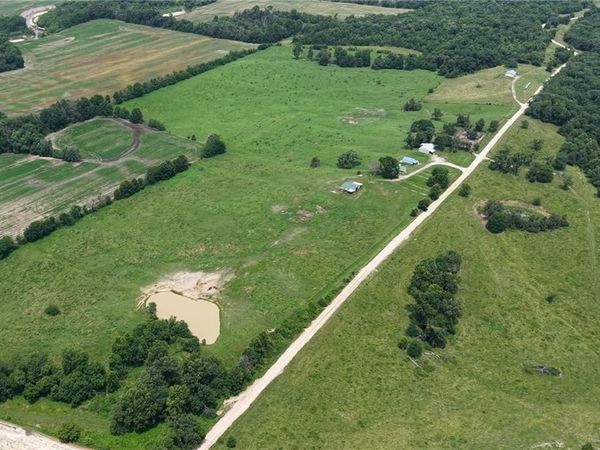 16831 Ava Drive, Harris, MO 64645