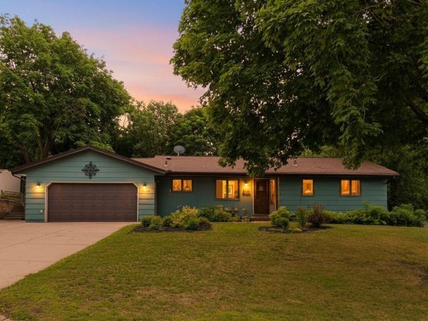 2205 Oakwood Drive, Burnsville, MN 55306