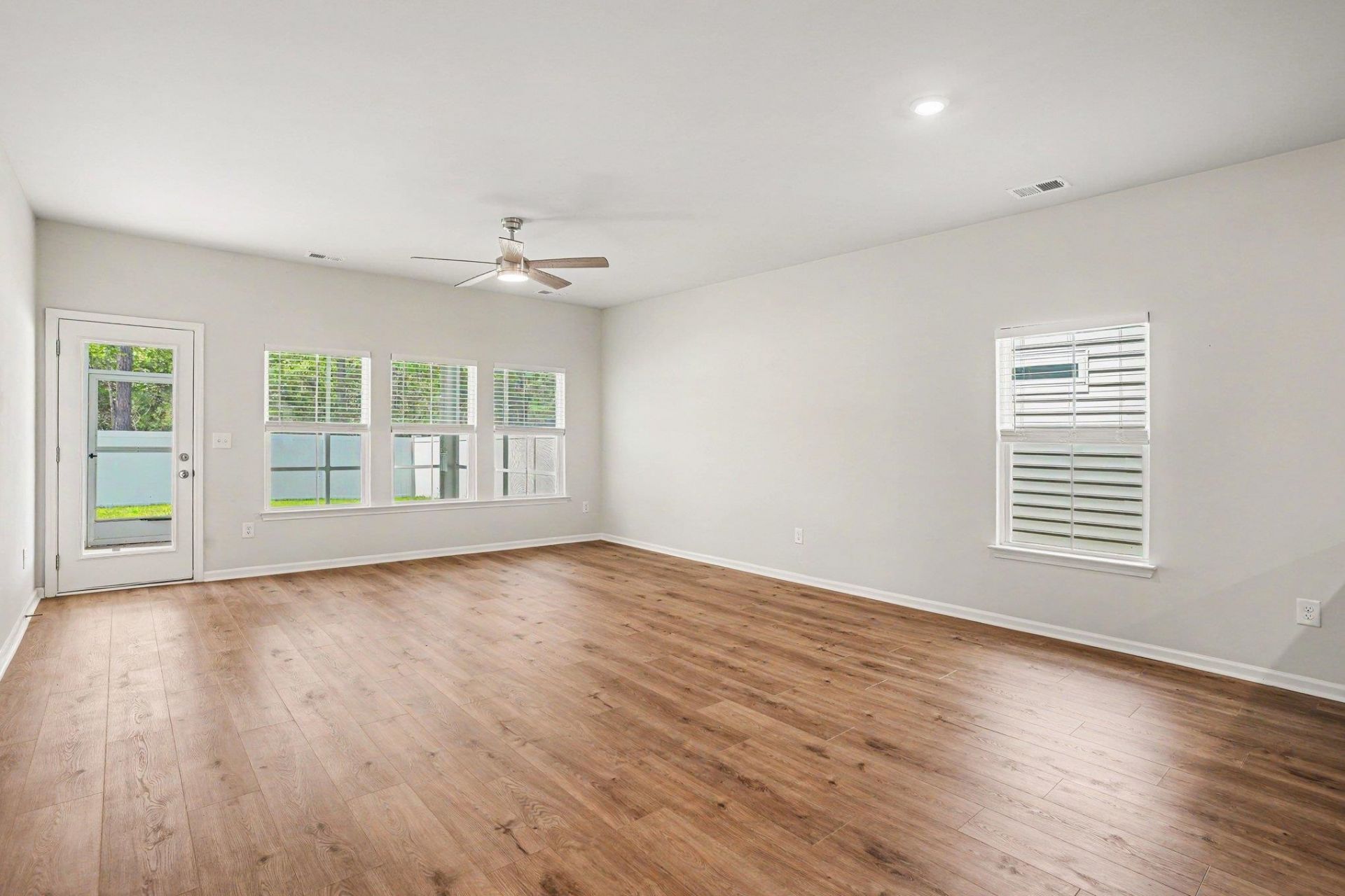 275 Augusta Green Way Photo 10