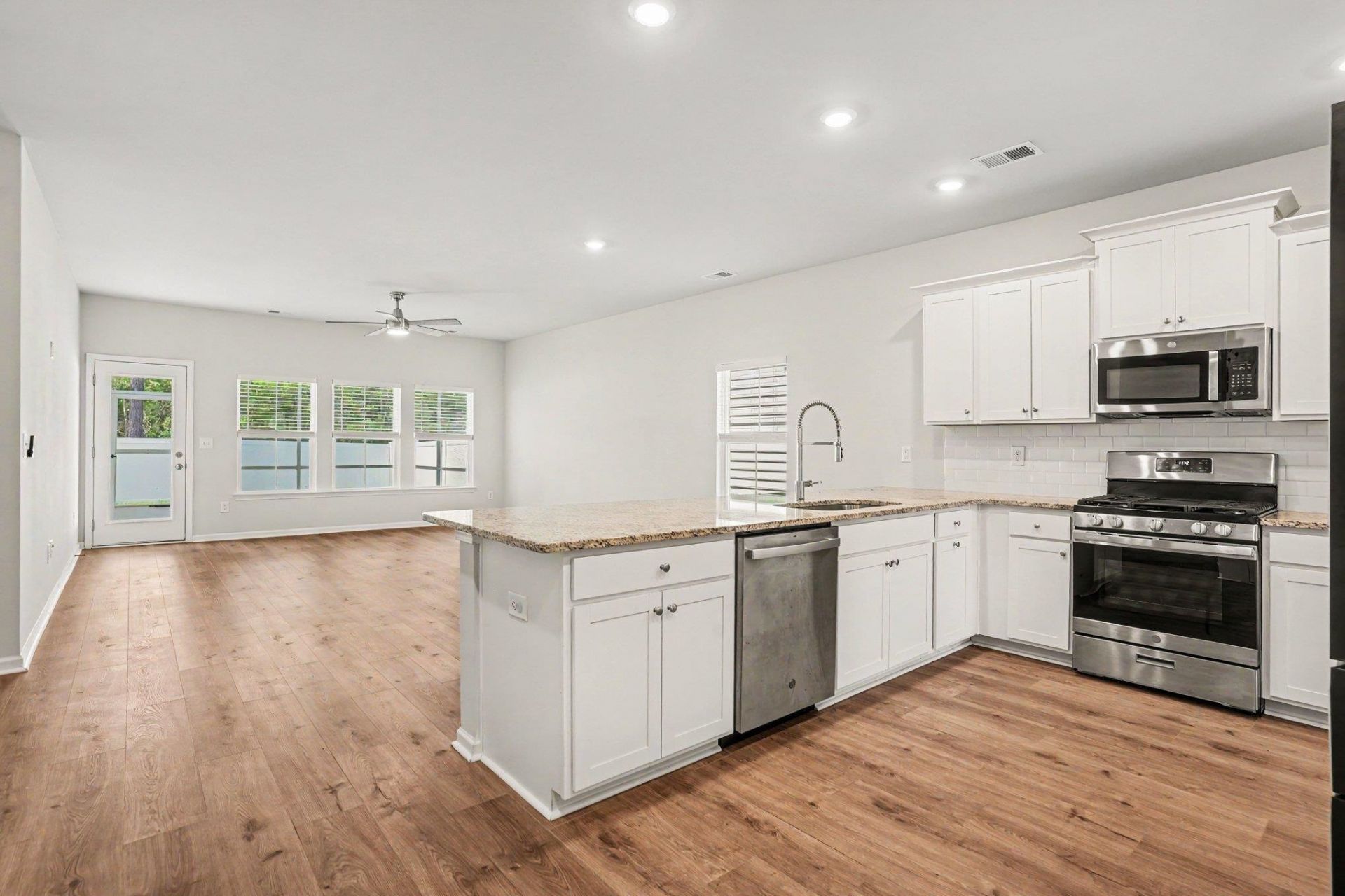 275 Augusta Green Way Photo 6