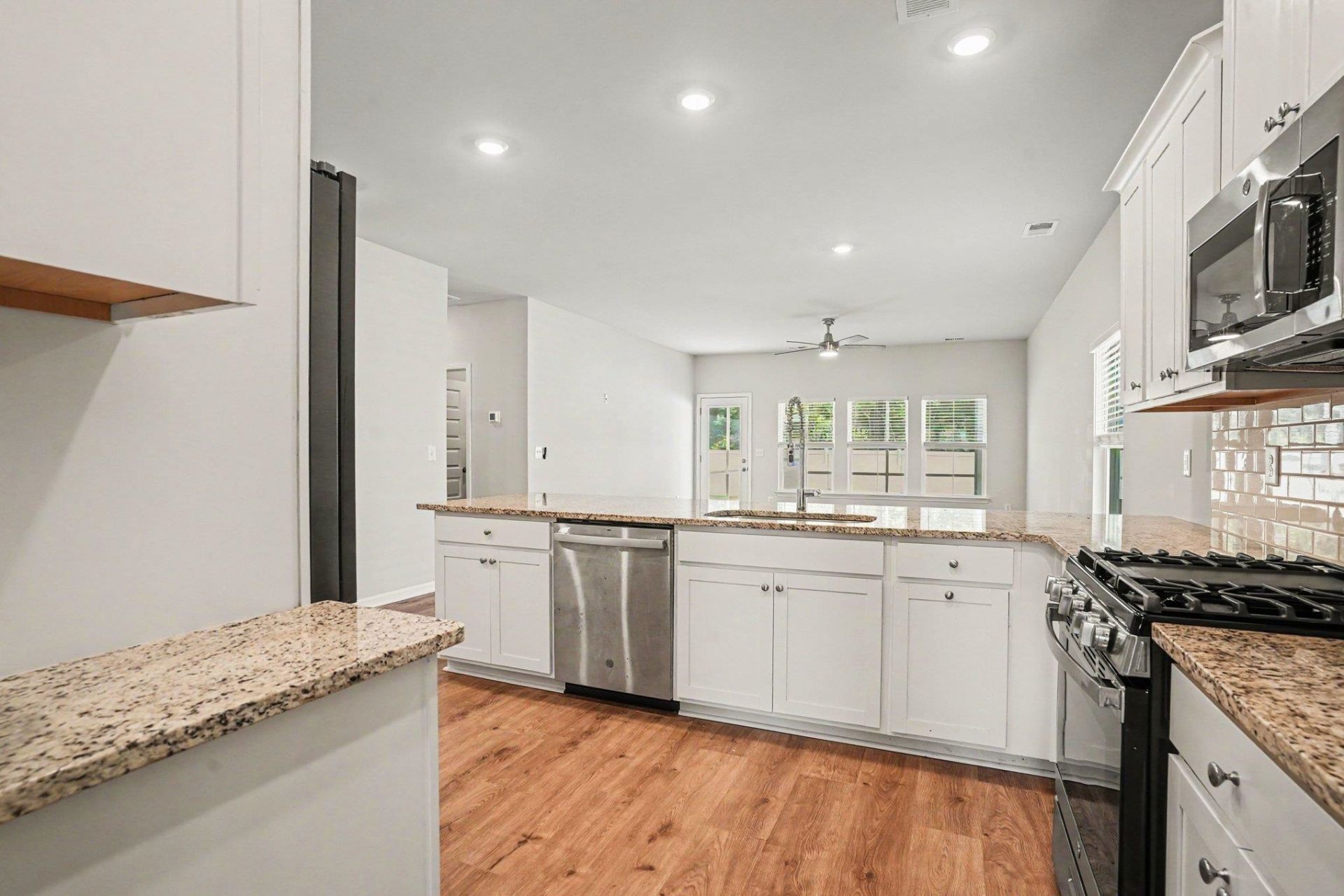 275 Augusta Green Way Photo 8