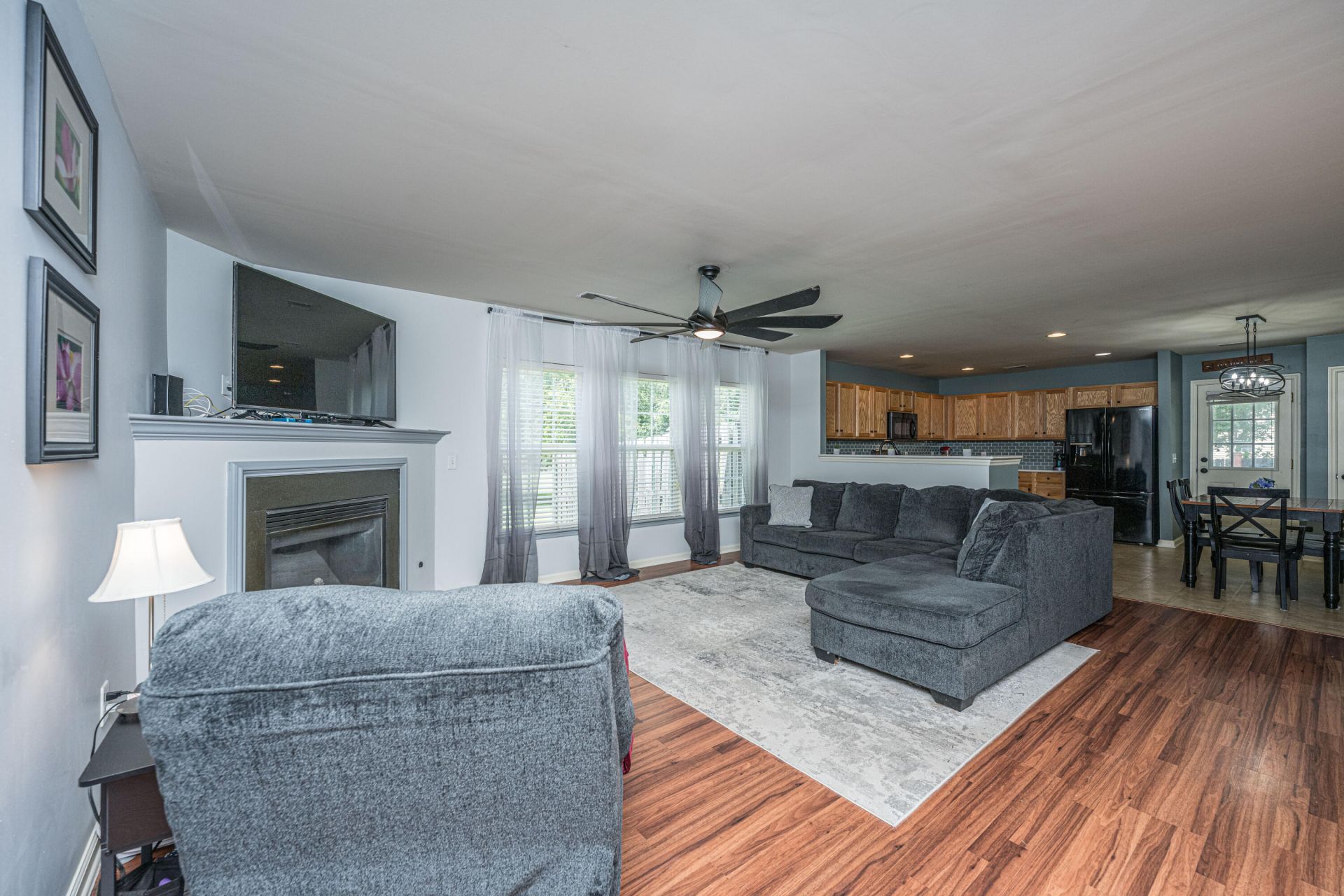 224 Myrtle Way Photo 11