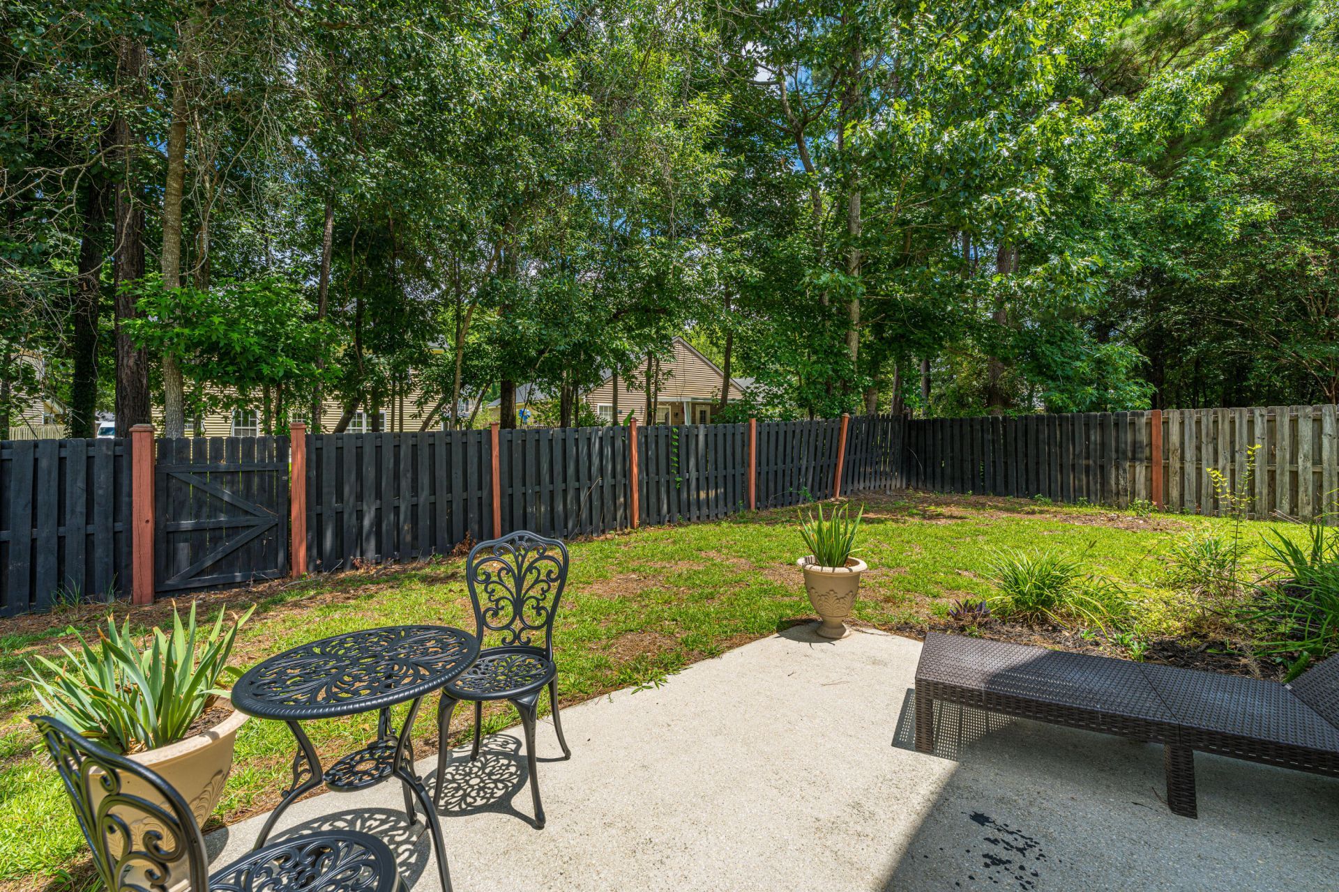 224 Myrtle Way Photo 37
