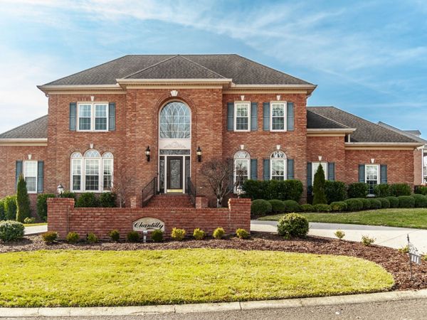 111 Governors Point Blvd , Hendersonville, TN 37075