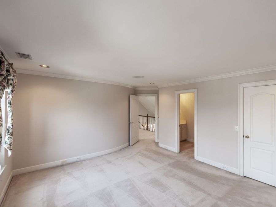 Property Image 80