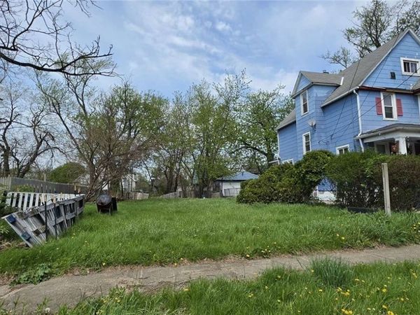 9509 Heath Avenue , Cleveland, OH 44104
