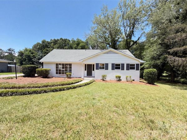 11932 Idlewild Road , Matthews, NC 28105