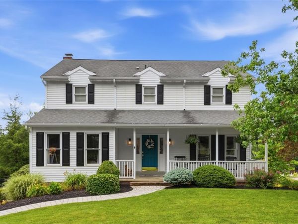 164 Oakdale Dr, Zelienople, PA 16063
