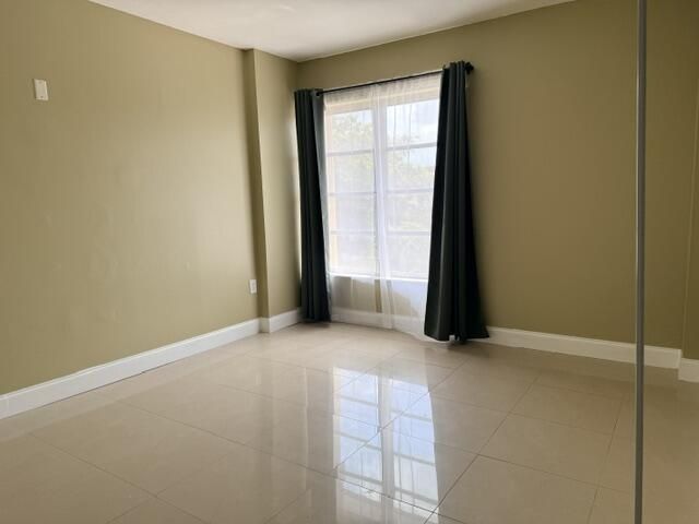 4154 Inverrary Drive, Unit 407, Lauderhill, FL 33319 Photo