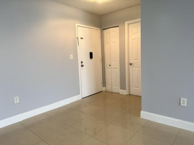 4154 Inverrary Drive, Unit 407, Lauderhill, FL 33319 Photo