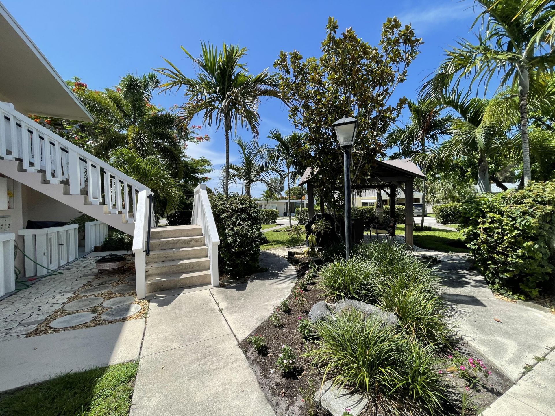 229 SE 1st Avenue, Unit 203, Boynton Beach, FL 33435 Photo