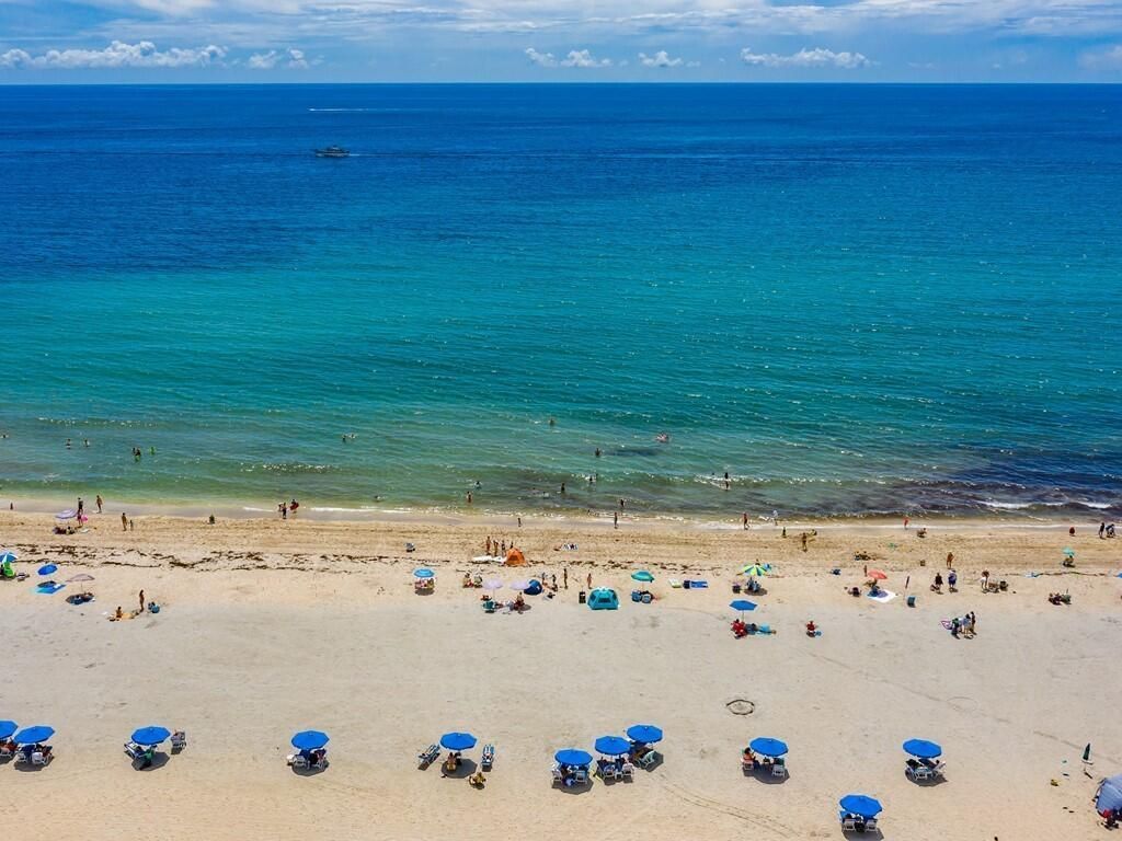 229 SE 1st Avenue, Unit 203, Boynton Beach, FL 33435 Photo