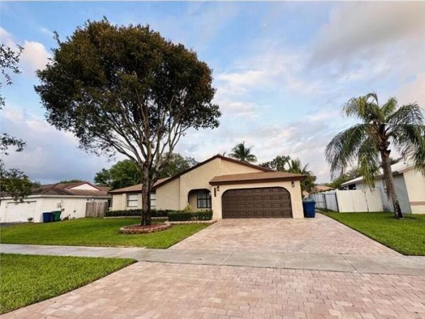 4804 SW 118th Terrace, Cooper City, FL 33330