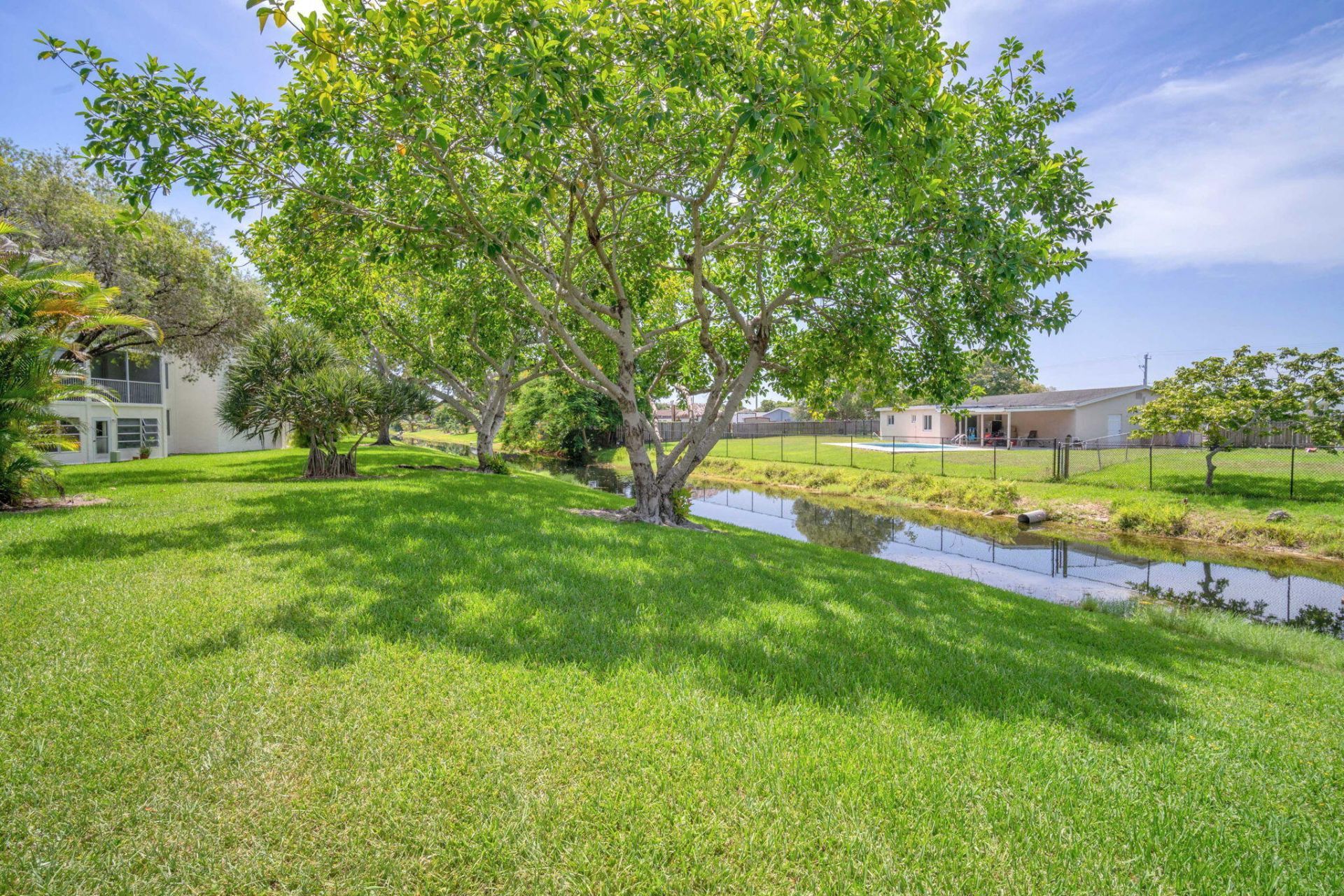 6870 Royal Palm Boulevard, Unit 202m, Margate, FL 33063 Photo