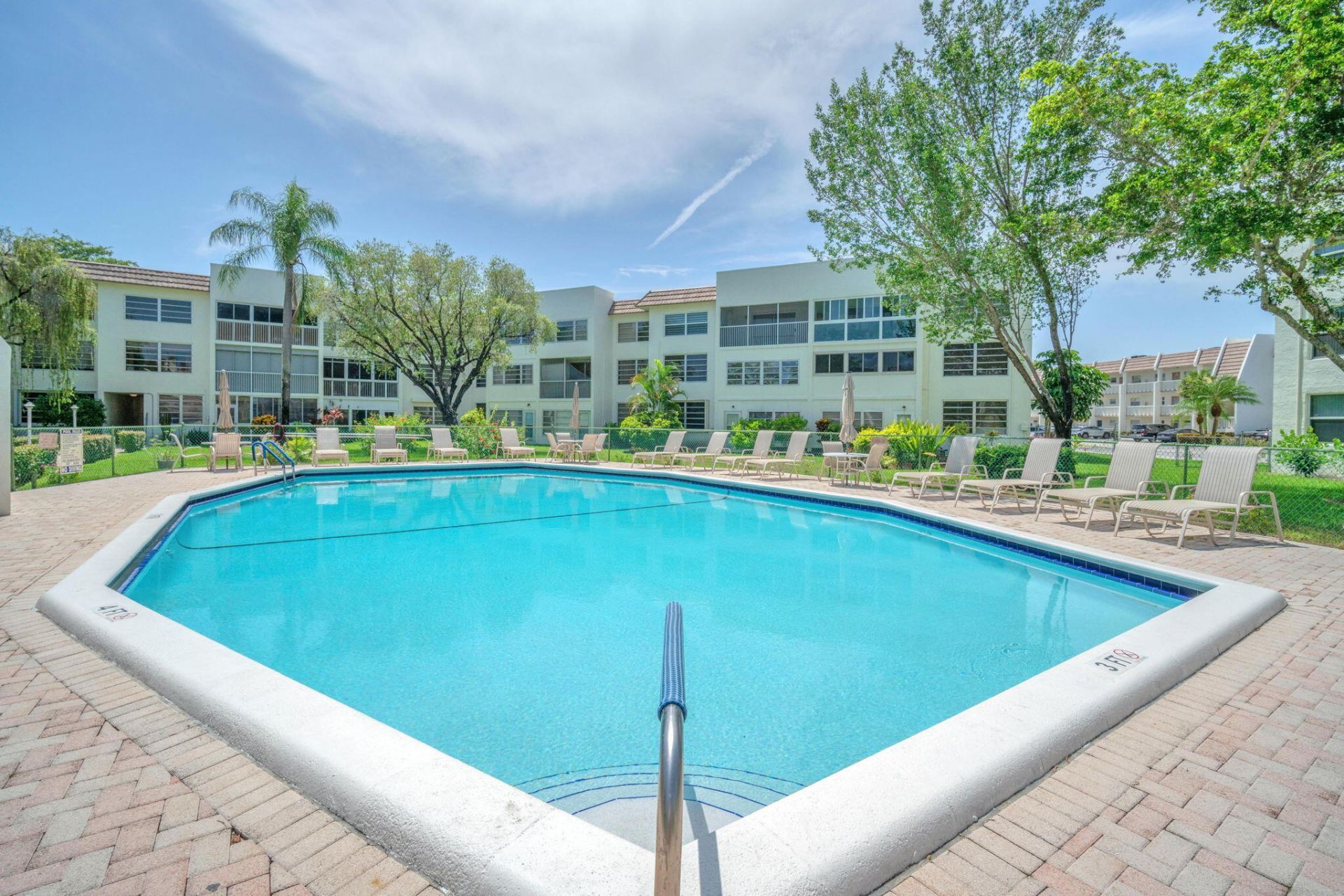 6870 Royal Palm Boulevard, Unit 202m, Margate, FL 33063 Photo