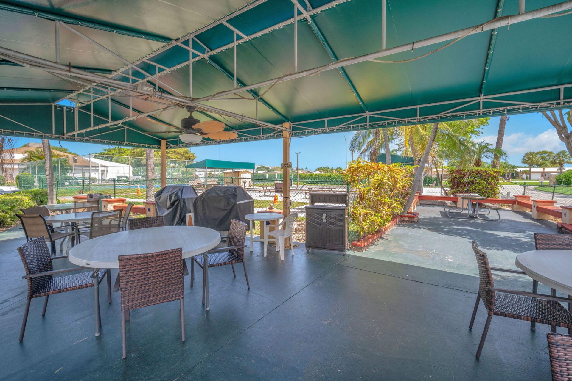 6870 Royal Palm Boulevard, Unit 202m, Margate, FL 33063 Photo