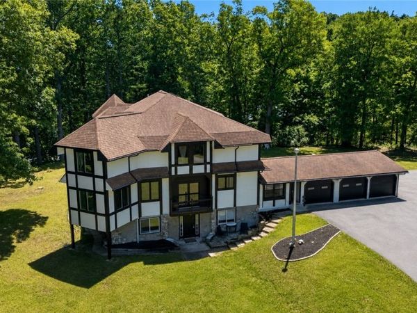 307 Fishers Road , Pittsford, NY 14534