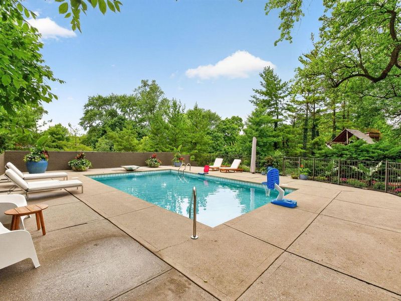 1980 Hillside Drive , Columbus, OH 43221 Photo 112