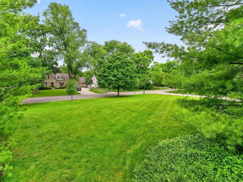 1980 Hillside Drive , Columbus, OH 43221 Photo 126