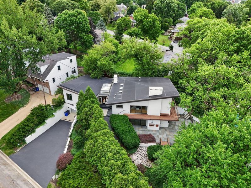 1980 Hillside Drive , Columbus, OH 43221 Photo 5