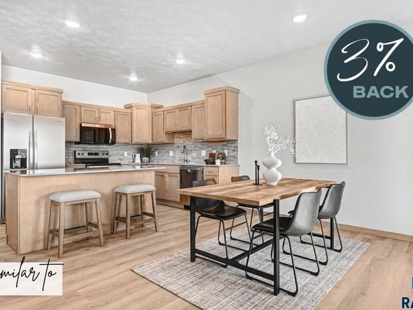 8006 E Marana St, Sioux Falls, SD 57110