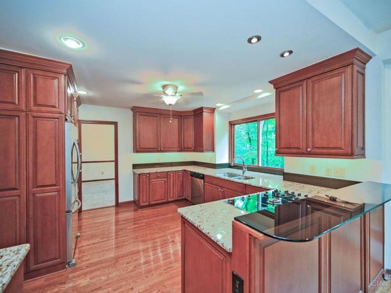 8650 Green Road, Anderson Twp, OH 45255 Photo 14