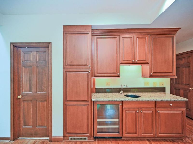 8650 Green Road, Anderson Twp, OH 45255 Photo 15