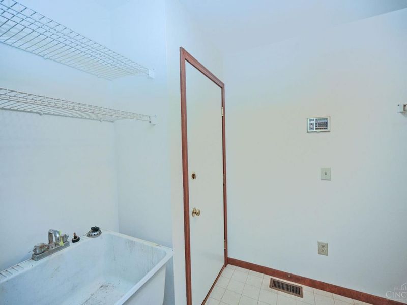 8650 Green Road, Anderson Twp, OH 45255 Photo 23