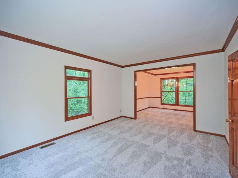 8650 Green Road, Anderson Twp, OH 45255 Photo 5