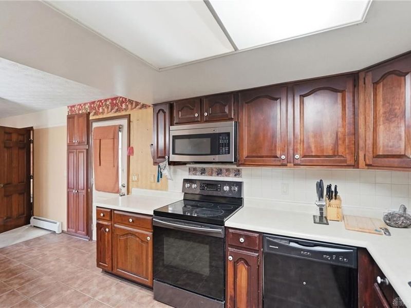 4756 Whitehead Court, West Alexandria, OH 45381 Photo 13