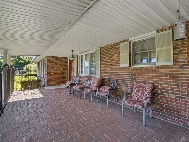 4756 Whitehead Court, West Alexandria, OH 45381 Photo 4