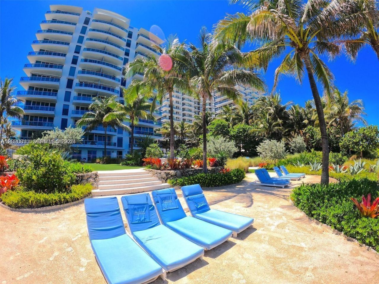 9401 Collins Ave , Unit 603, Surfside, FL 33154 Photo
