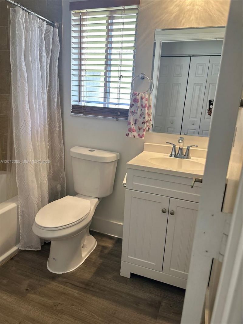 4025 Pine Ridge Ln , Weston, FL 33331 Photo