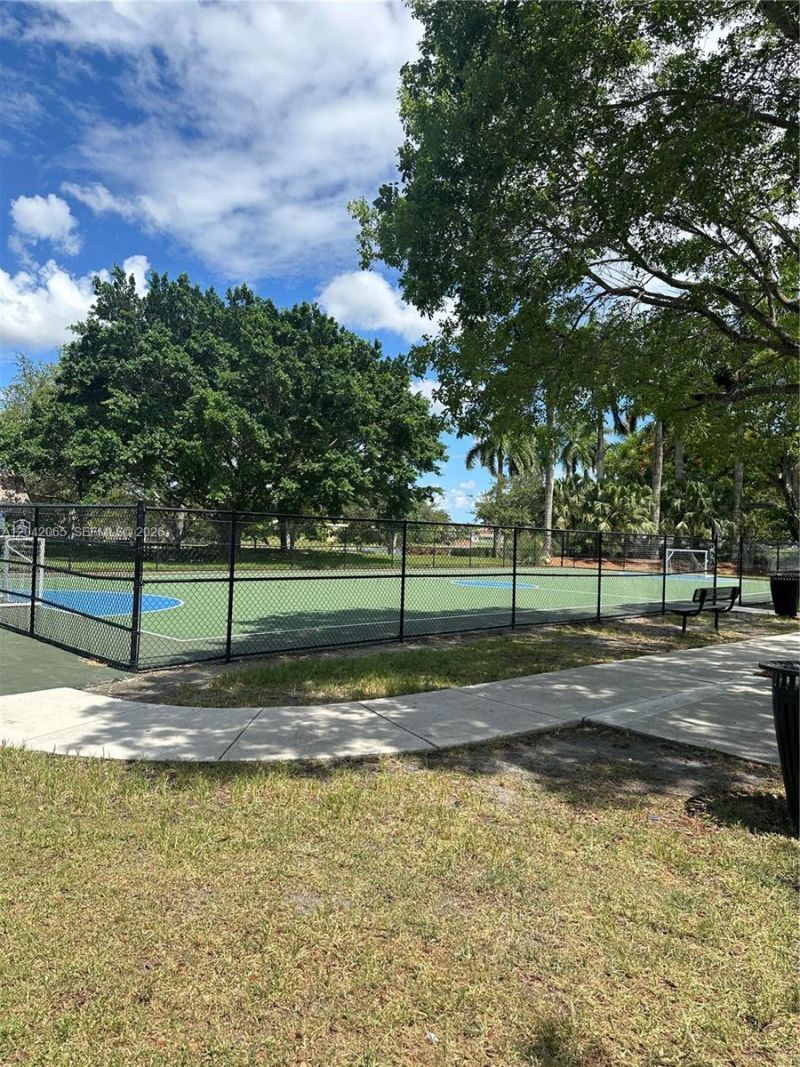 4025 Pine Ridge Ln , Weston, FL 33331 Photo