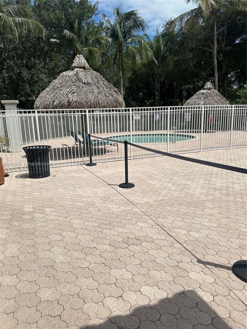 4025 Pine Ridge Ln , Weston, FL 33331 Photo