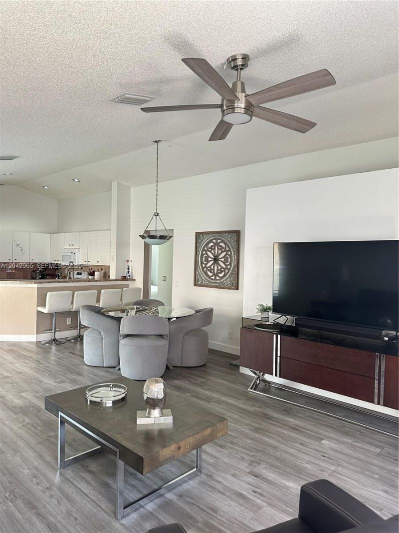 4025 Pine Ridge Ln , Weston, FL 33331 Photo