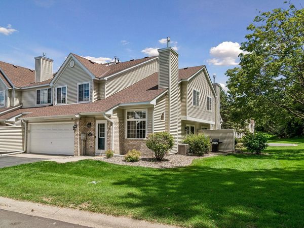 15333 Greenhaven Lane, Unit 106, Burnsville, MN 55306