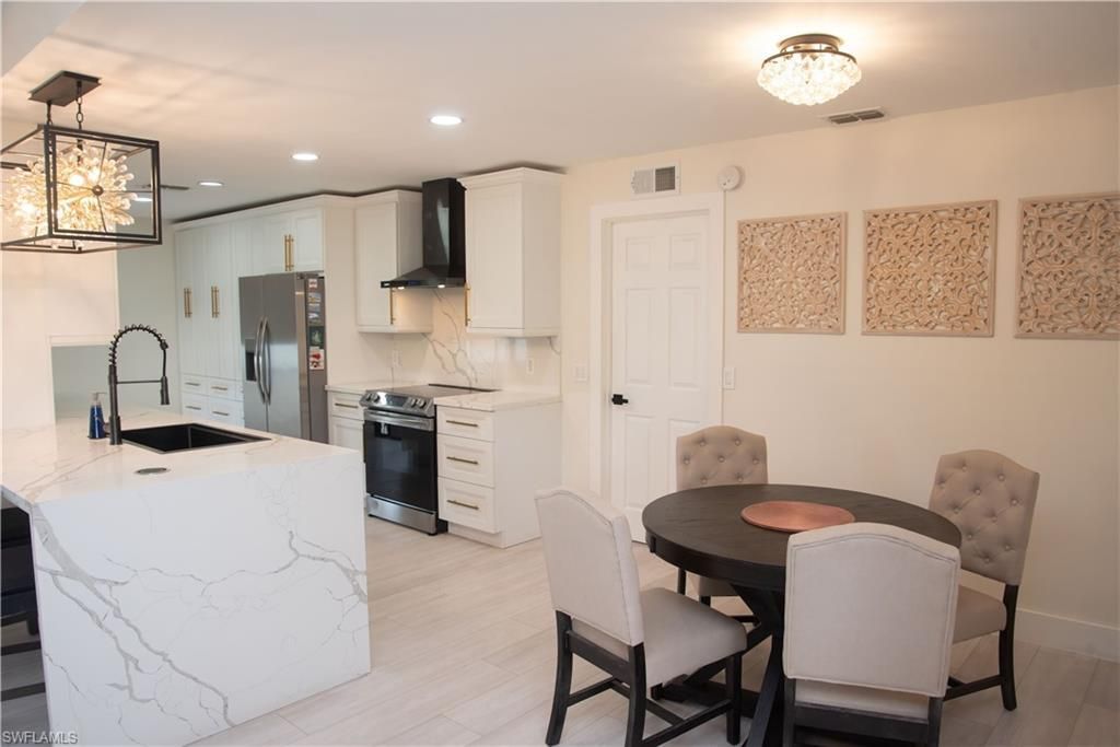 2804 SW 2nd Ter , Cape Coral, FL 33991 Photo