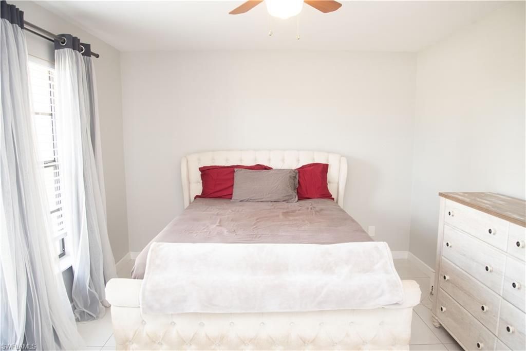 2804 SW 2nd Ter , Cape Coral, FL 33991 Photo