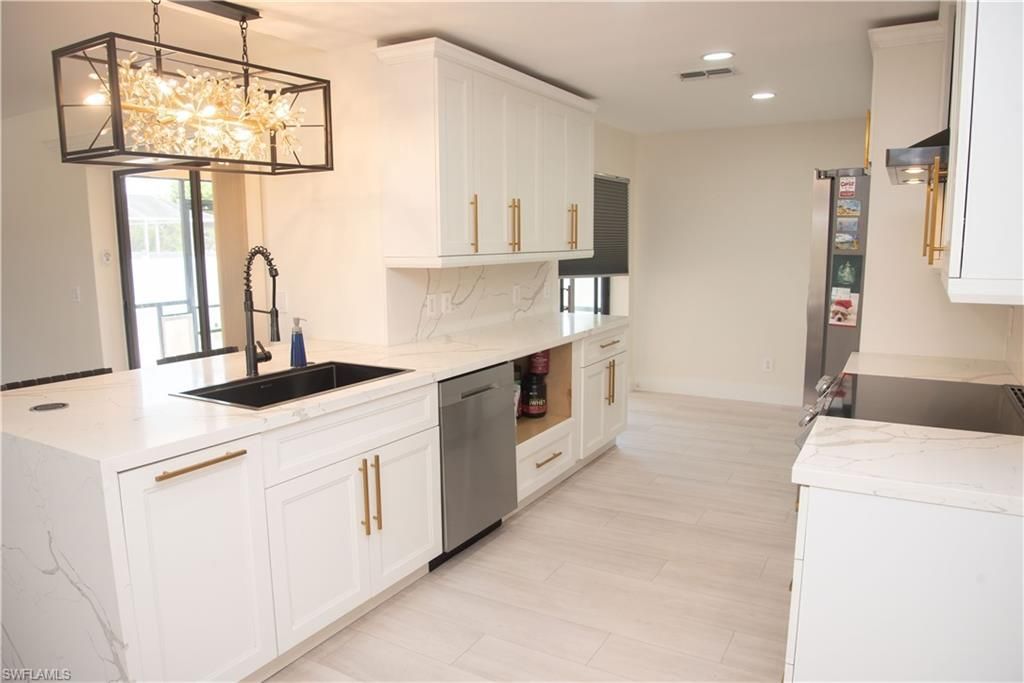 2804 SW 2nd Ter , Cape Coral, FL 33991 Photo