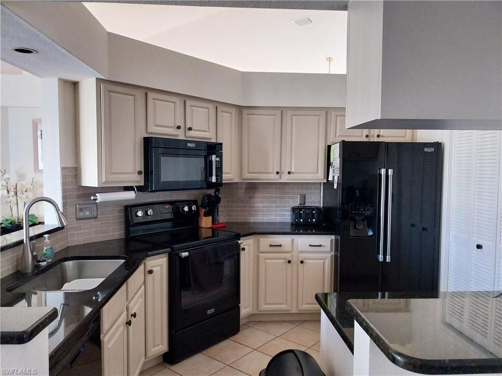 449 Dundee Ct, Naples, FL 34104 Photo