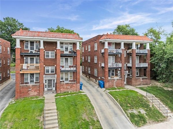 5029-5035 Troost Avenue, Kansas City, MO 64110