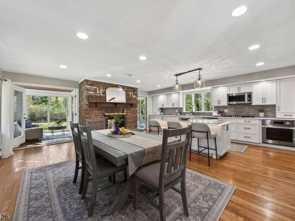 28 Spring Ridge Dr, Berkeley Heights, NJ 07922
