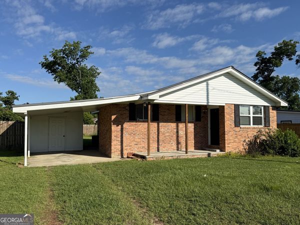 126 Tammy Drive, Swainsboro, GA 30401