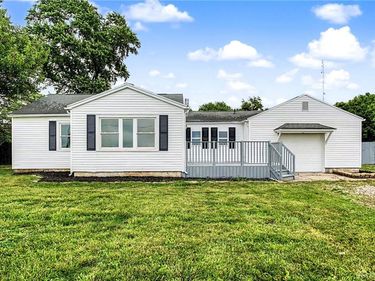 9106 Franklin Madison Road, Franklin Twp, OH 45327