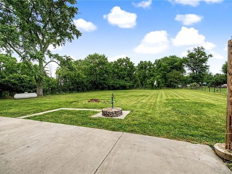 9106 Franklin Madison Road, Franklin Township, OH 45327 Photo 33