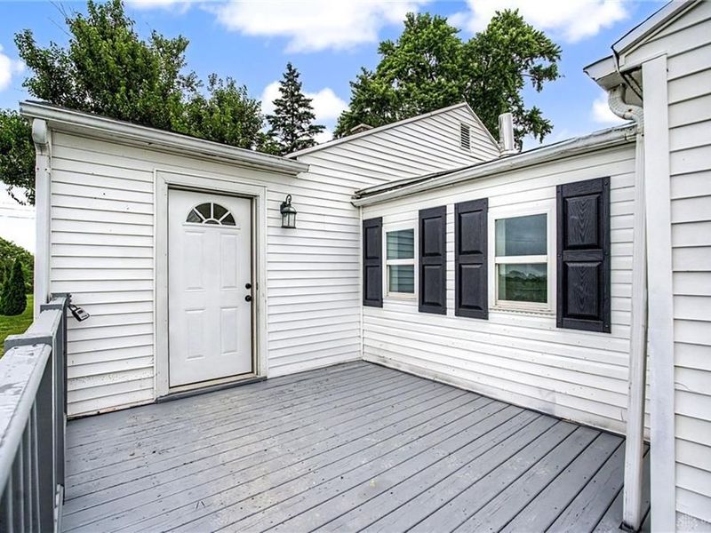 9106 Franklin Madison Road, Franklin Township, OH 45327 Photo 5