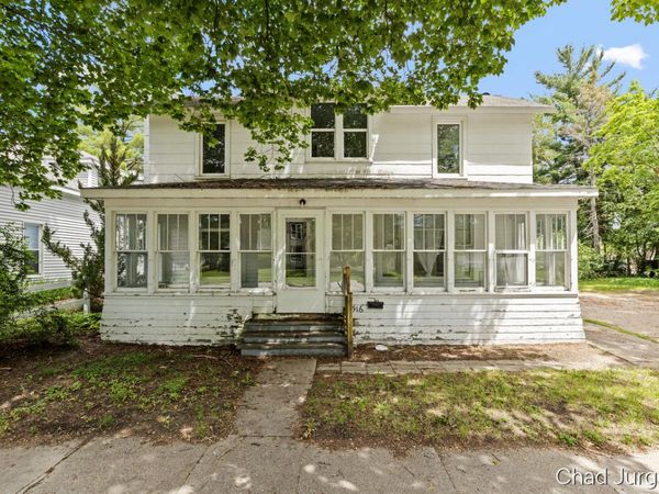 516 N Michigan Avenue, Big Rapids, MI 49307